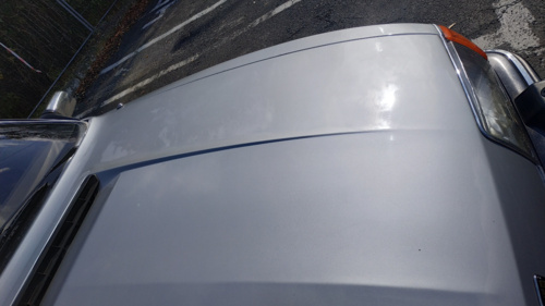 Not bad, not terrible. Błyszczy się bardziej :heavy_check_mark: Nawet widać w miarę dobre odbicia przestrzeni - macgajster - Hejto.pl