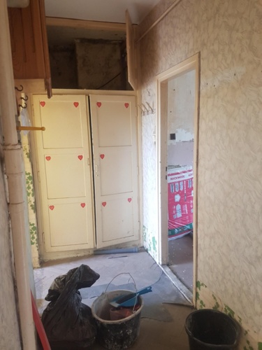 #budownictwo﻿ ﻿#mieszkanie﻿ To i ja się pochwałę remontami Glowny problem: Polskie budownictwo z lat - Fishery - Hejto.pl