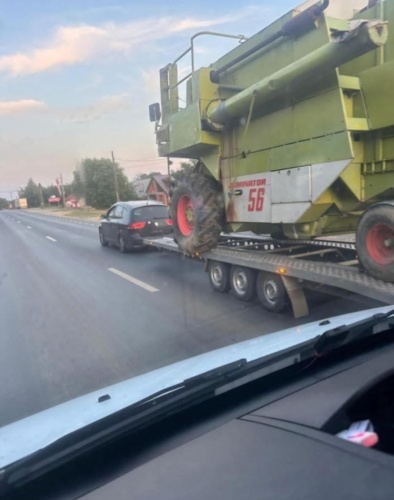 #motoryzacja #hejtokoksy Taki seat to niezły zawodnik jest. Dominator 56 zapewne swoje waży. ---- Edit, sprawdziłem - Heterodyna - Hejto.pl