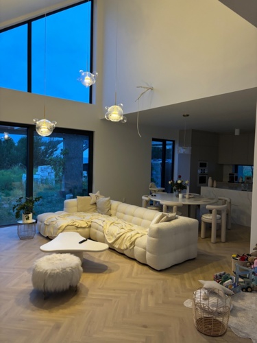 Dzizys kurla, rece to mam chyba o pol metra dluzsze. Ale udalo sie, przeprowadzeni. Zycze wam i sobie dobrego spanka, a - bartek555 - Hejto.pl