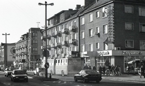 Hmm mój pierwszy zapach ,kurcze jak zamknę oczy i dobrze wytęże mózgownice to przypomnę sobie te z mojego - Cris80 - Hejto.pl