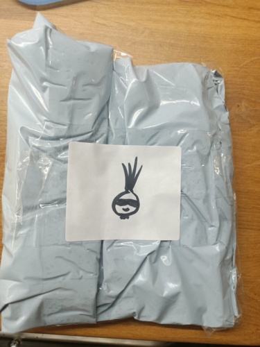 Moja pieczęć rodowa. Sk⁎⁎⁎⁎syny jak teraz zgubią to wyjdę z siebie chyba @bori #magnes - cebulaZrosolu - Hejto.pl