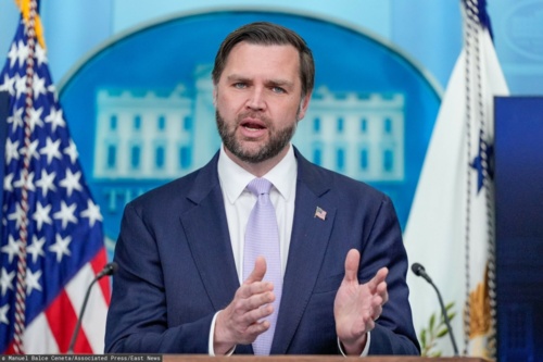Wiceprezydent USA J.D. Vance ws. wojsk USA w Polsce: "To nie redukcja, to standardowe opóźnienie rotacji" - bojowonastawionaowca - Hejto.pl