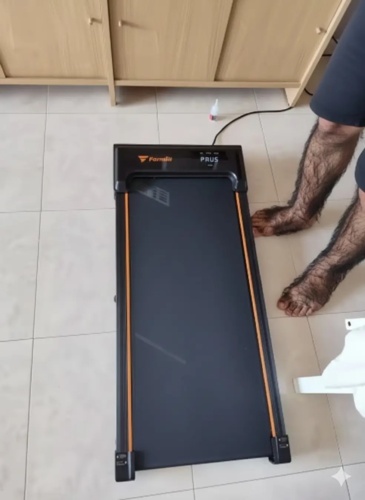 Dobra mordy biorę się za siebie. Kupiłem sobie bieżnie! #kurwaopie #wtf - cebulaZrosolu - Hejto.pl