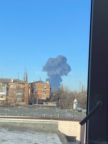 Nowoszachtyńsk (Obwód rostowski, Rosja) Aktualnie https://streamable.com/2s9nt1 #ukraina #wojna #rosja #wideozwojny - Mikuuuus - Hejto.pl