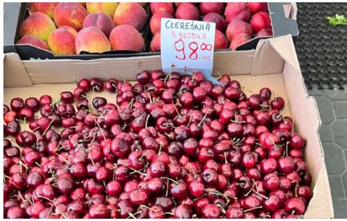 Ile kosztują czereśnie w 2023 r.? Za kilogram trzeba dać prawie 100 zł. Trzeba jednak zaznaczyć, że czereśnie za - Banan11 - Hejto.pl