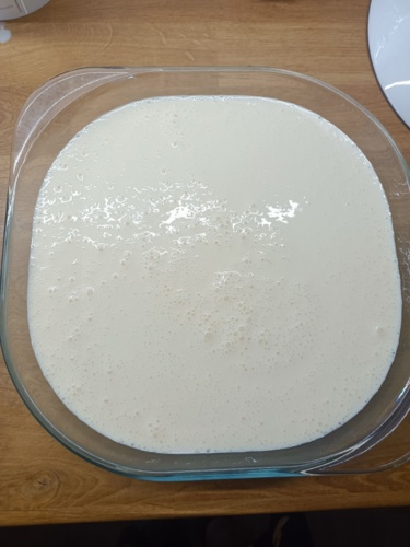 Mam 3kg twarogu sernikowego. Ogólnie bardzo go lubię i jak jadłem twaróg ale nie zależało mi na białku to jest to - cebulaZrosolu - Hejto.pl