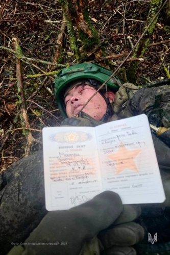 Żołnierze Sił Operacji Specjalnych Sił Zbrojnych Ukrainy nadal niszczą Koreańczyków z Północy w obwodzie - Mikuuuus - Hejto.pl