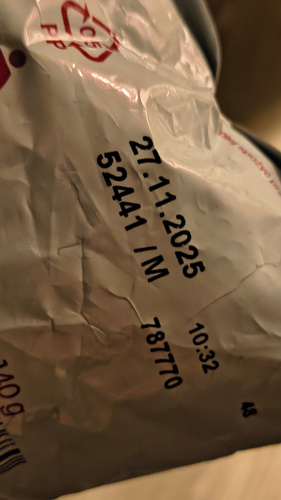 słuchajcie widzowie sprawę mam #kiciochpyta posiadam takie cziperki -dzień po terminie... chyba nic mi się nie - PrzylecialWiekszySamolot - Hejto.pl