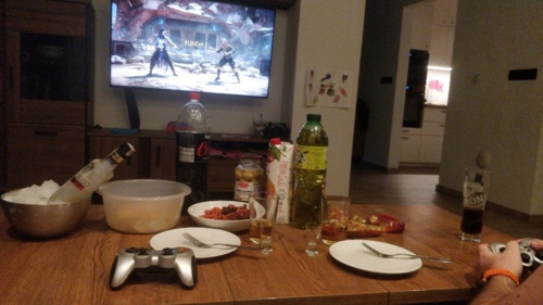 Wczoraj nie dopiliśmy :P #pijzhejto #alkohol - PanNiepoprawny - Hejto.pl