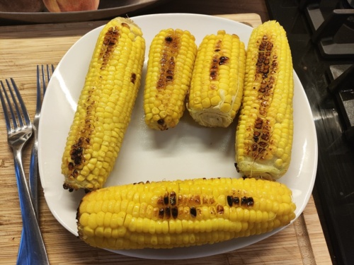 W gotowaniu tych pysznych sk⁎⁎⁎⁎⁎ynów najtrudniejsze jest czekanie, aż chociaż trochę przystygną #gotujzhejto - Felonious_Gru - Hejto.pl