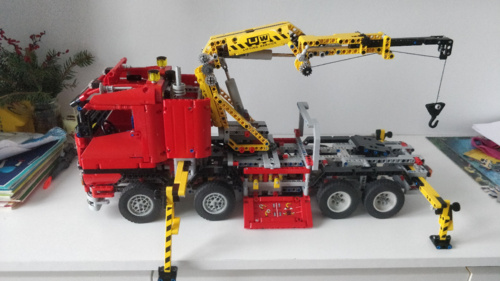 LEGO Technic Dźwig (8258) - złożenie i recenzja - PanNiepoprawny - Hejto.pl