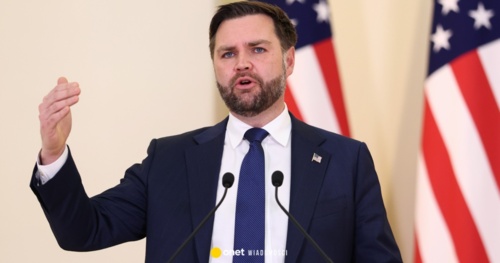 Rozmowy pokojowe w impasie. J.D. Vance wciąż nie wyruszył z USA, Iran niezdecydowany czy wysłać swoją delegację - bojowonastawionaowca - Hejto.pl