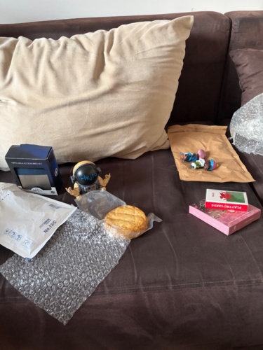 Cześć i Czołem kochani. Hejtozeszyt wylądował, j⁎⁎ie w środku jakby ktoś się nie umył albo stóp nie umył. - Tomoe - Hejto.pl