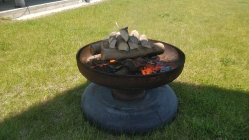 Tym razem grill na drewnie #dom #relaks #jedzenie #grill - PanNiepoprawny - Hejto.pl