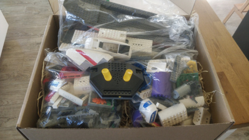 Dziś przyszła pierwsza paczka ze wspomnianych . No cóż, nie można wiecznie farcić. OLX ssie i nie można zobaczyć - PanNiepoprawny - Hejto.pl