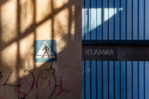 Cofam się w czasie - czyli pierwszy urbex w życiu, ale to 2025r. - Klamra - Hejto.pl