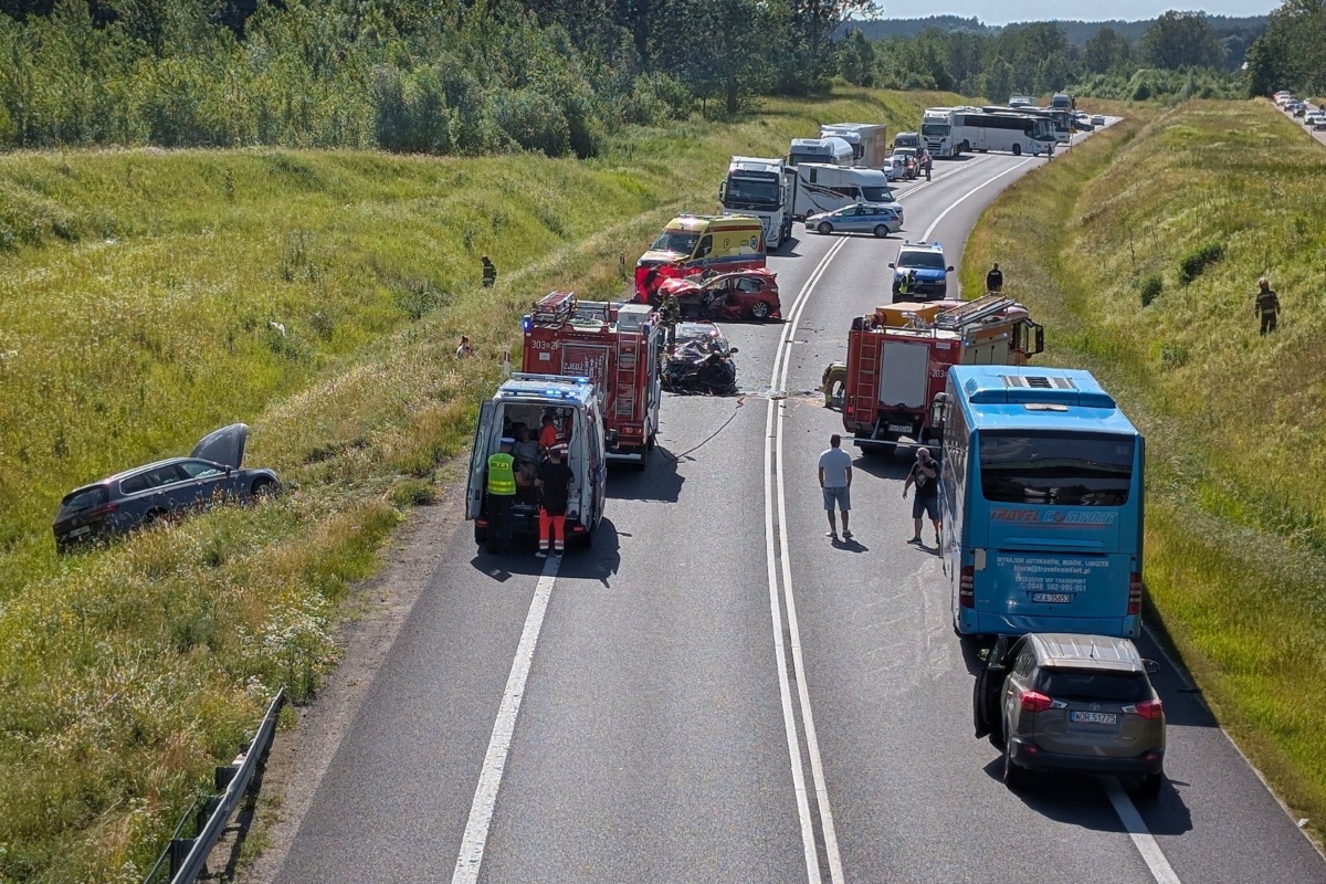 7b106304-2421-43dd-8123-bb8562c6aaaf