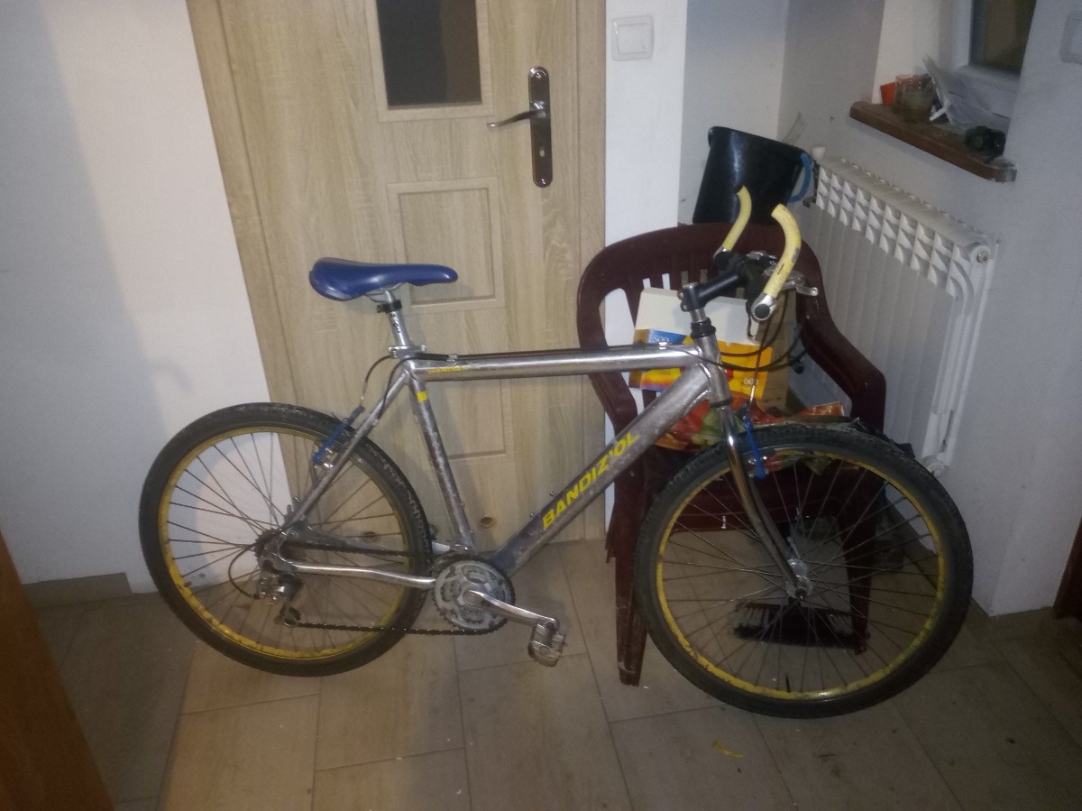 a385d2af-18b9-4714-bc4f-d9e5c9135edd