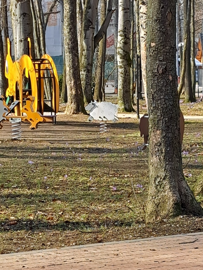 b93f698e-b899-441a-8b3f-29dab86ff028