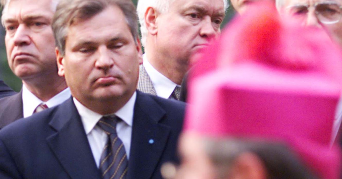 5c7e348c-5b40-47df-9697-e1399dea8bf9