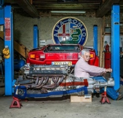 385a2e8e-b61a-4e77-8afa-cba0ca16d786