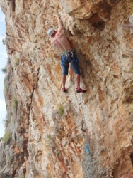 f4ab1820-b069-4a1c-9c36-3d71e965db08