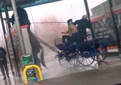 3fa61c8d-84d3-442e-bab4-d2a52353d89f