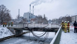 8760768b-1aae-46d4-931b-28b6b8f341a1