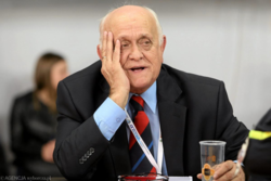 ad03e766-b439-481a-a69b-68a9328e9917