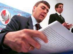 2eaea942-91c3-460a-8713-e0e3d1e035de