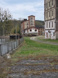 b6a71c5d-2ad4-4ab7-bcab-14b94a693917