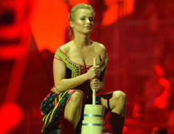 d6106485-015e-4d64-b6f3-7e1675adb8af