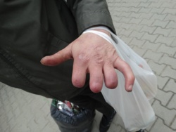 b050f48c-1920-4c47-9698-2cf129708ab7