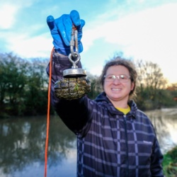 2d050517-8d31-4876-b5e0-2f54e15a7bfb