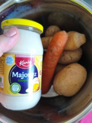 bb6f6942-9127-43a5-989a-505ee56fc758