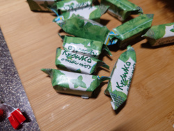 6ebb6d59-3e8e-4fb9-9ded-b405adc550be