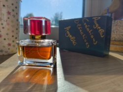 e8068bf8-9c05-4fd4-81e1-67e12e13acc6