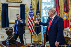 6dcb7642-1286-45b5-9a68-a3f2e0c7241e