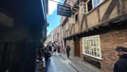 7cf0b615-69f3-485b-b45f-350a01706fc9