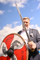 a6f535b8-0420-4f83-b1d4-db084b9c5352