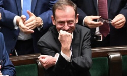 1028e78e-ad6b-4a63-81a9-2911c495f5e0