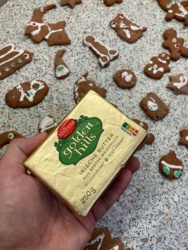 c2228bda-3f39-4c33-a93f-84876e174b2c