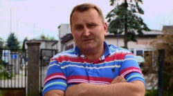 f005fd5e-9fa3-410c-83f6-a0782dff1bdb