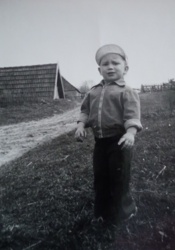 b8a8c9b1-b57a-4832-9c8e-97cced364f3e