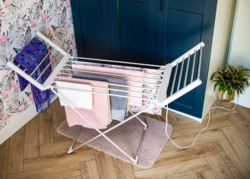 e1d2e503-0480-4e40-8c73-21b97c41b721