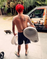 fe792479-ee3e-4431-96c2-f1775cdc6d63