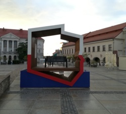 608ea243-4507-4f95-b508-643774dd4688