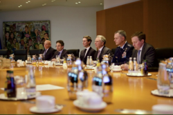 7b2912ba-f683-406e-8058-7cf600d722c3