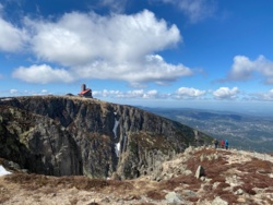 85700425-6d48-4dd5-a562-f4d808bf04c0